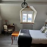מלון La Granitiere Maison De Charme 3*