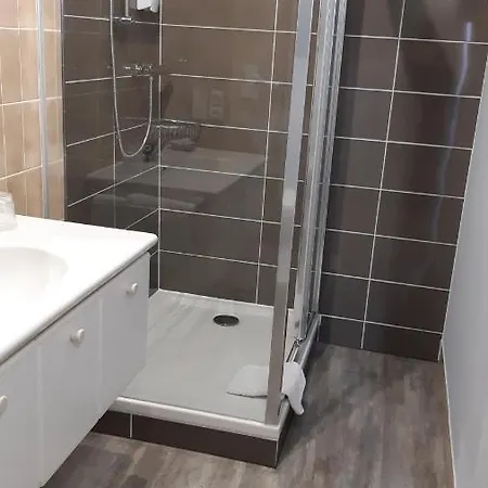 La Granitiere Maison De Charme Отель Сен-Вааст-ла-Уг