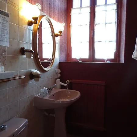 La Granitiere Maison De Charme Отель Сен-Вааст-ла-Уг