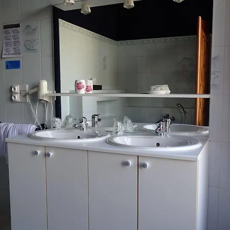 Otel La Granitiere Maison De Charme Saint-Vaast-la-Hougue